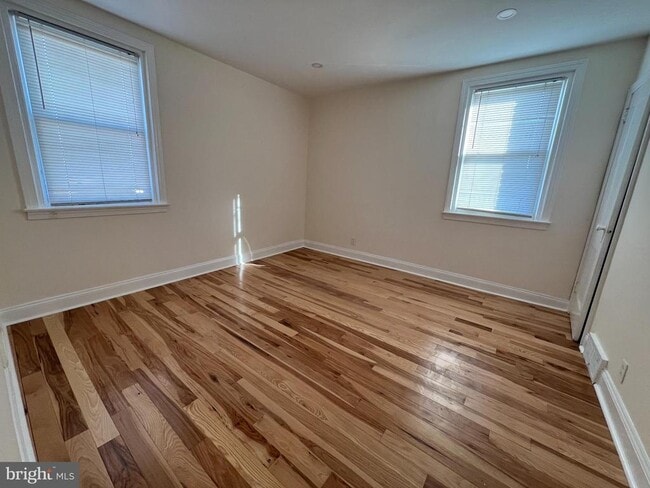 Building Photo - 4345 Loring St