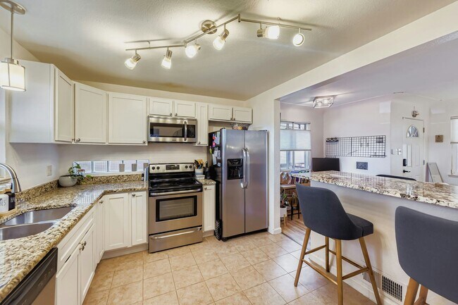 Building Photo - 3690 Grape St