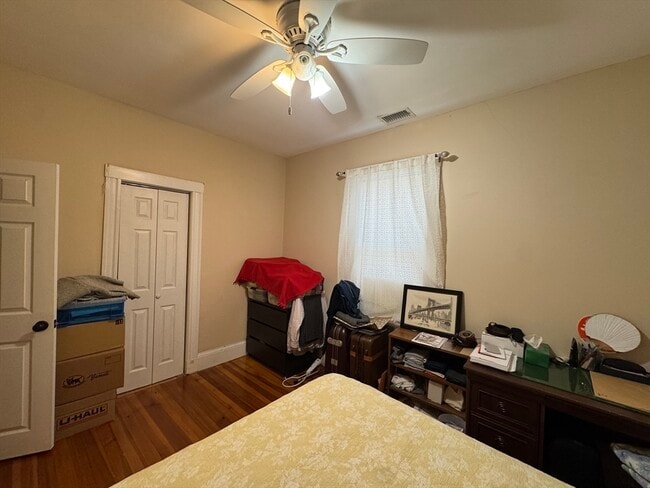 Building Photo - 28 Quirk St