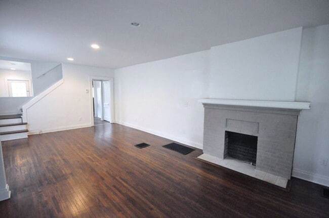 Building Photo - 1333 N 6th St