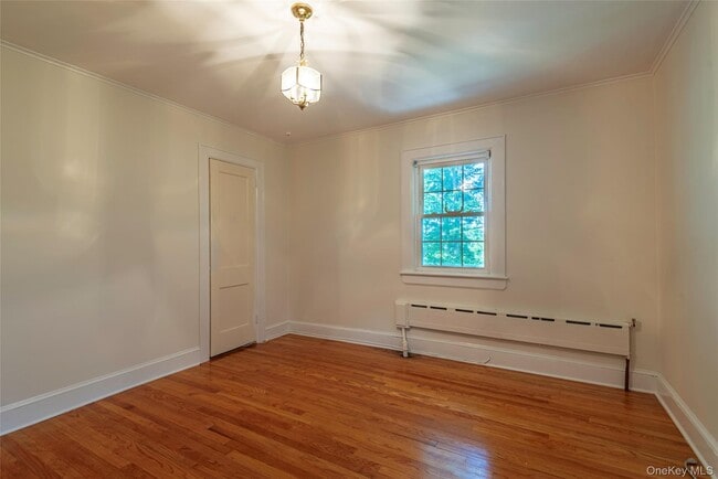 Building Photo - 11 4th Rd