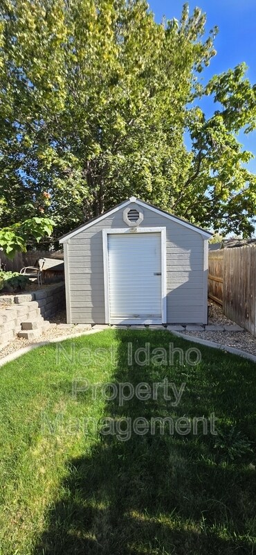 Building Photo - 2735 S Spring Bar Way