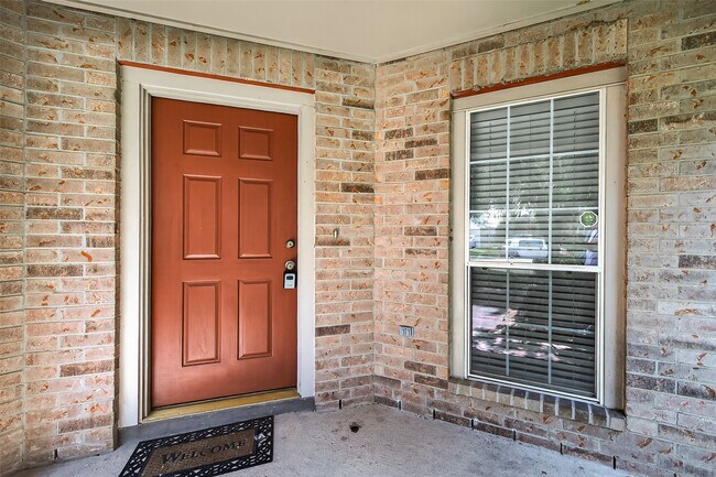 Building Photo - 6114 Barkermist Ln