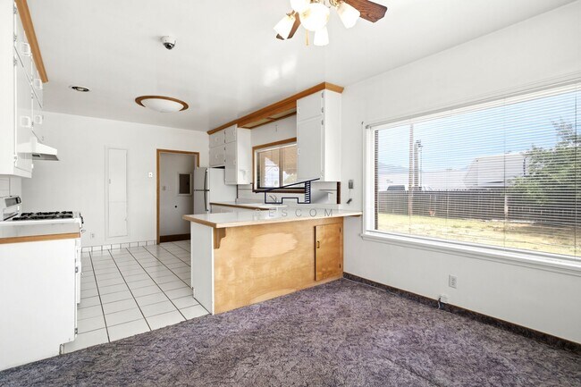 Building Photo - 1718 W 3300 S