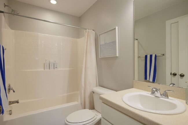 Building Photo - 3 bedroom fully furnished home, Pet Friendly Johns Island, Charleston