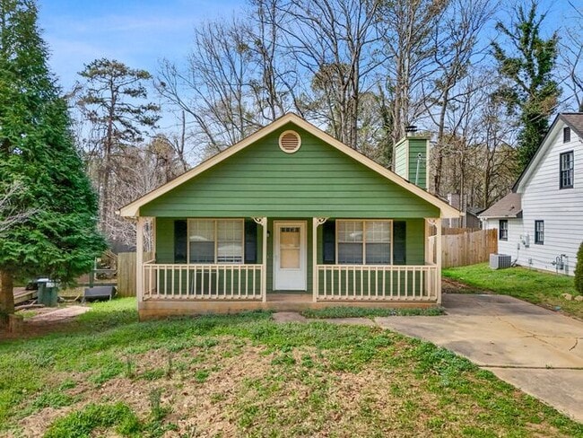 Building Photo - 4660 Bryant Rd