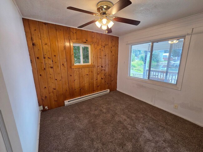 Building Photo - 252 Bayview Blvd