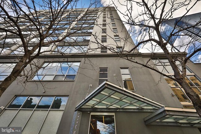 Building Photo - 2200 Arch St