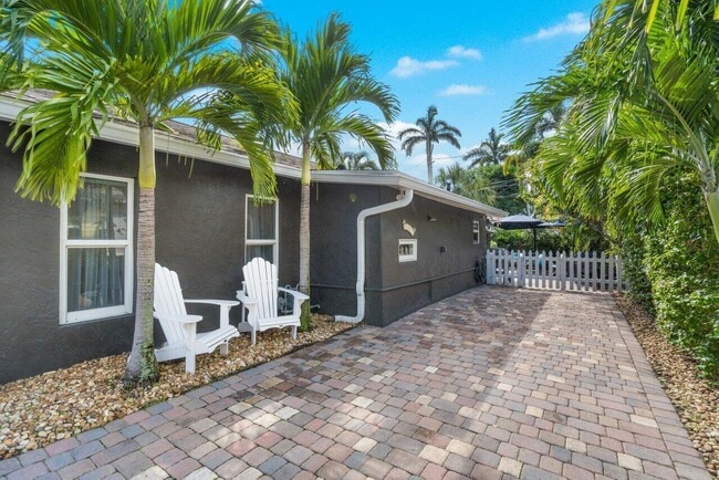 Building Photo - 1911 Parker Ave