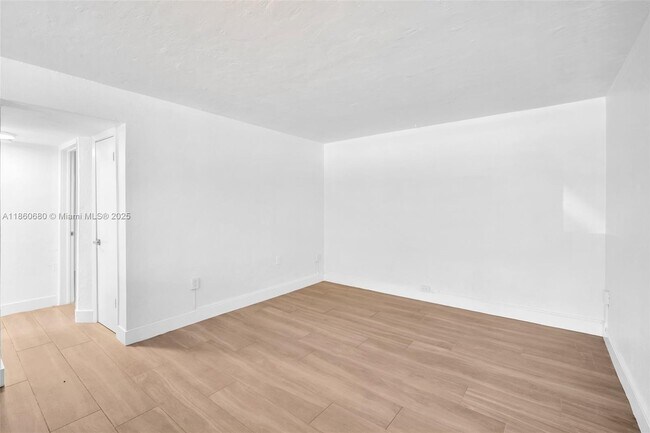 Building Photo - 3265 Virginia St
