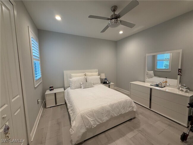 Building Photo - 2543 Seychelles Dr