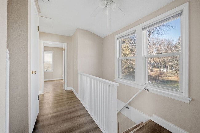 Building Photo - Updated 4-Bedroom 1.5-Bathroom Home in Minneapolis