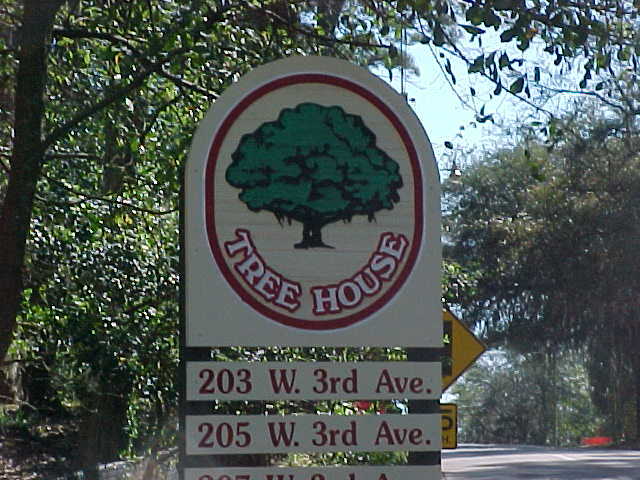 Primary Photo - 228 W 2nd Ave