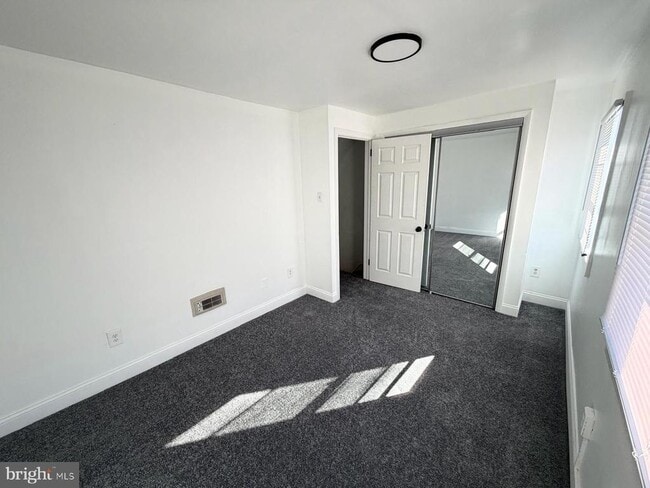 Building Photo - 4905 Knorr St