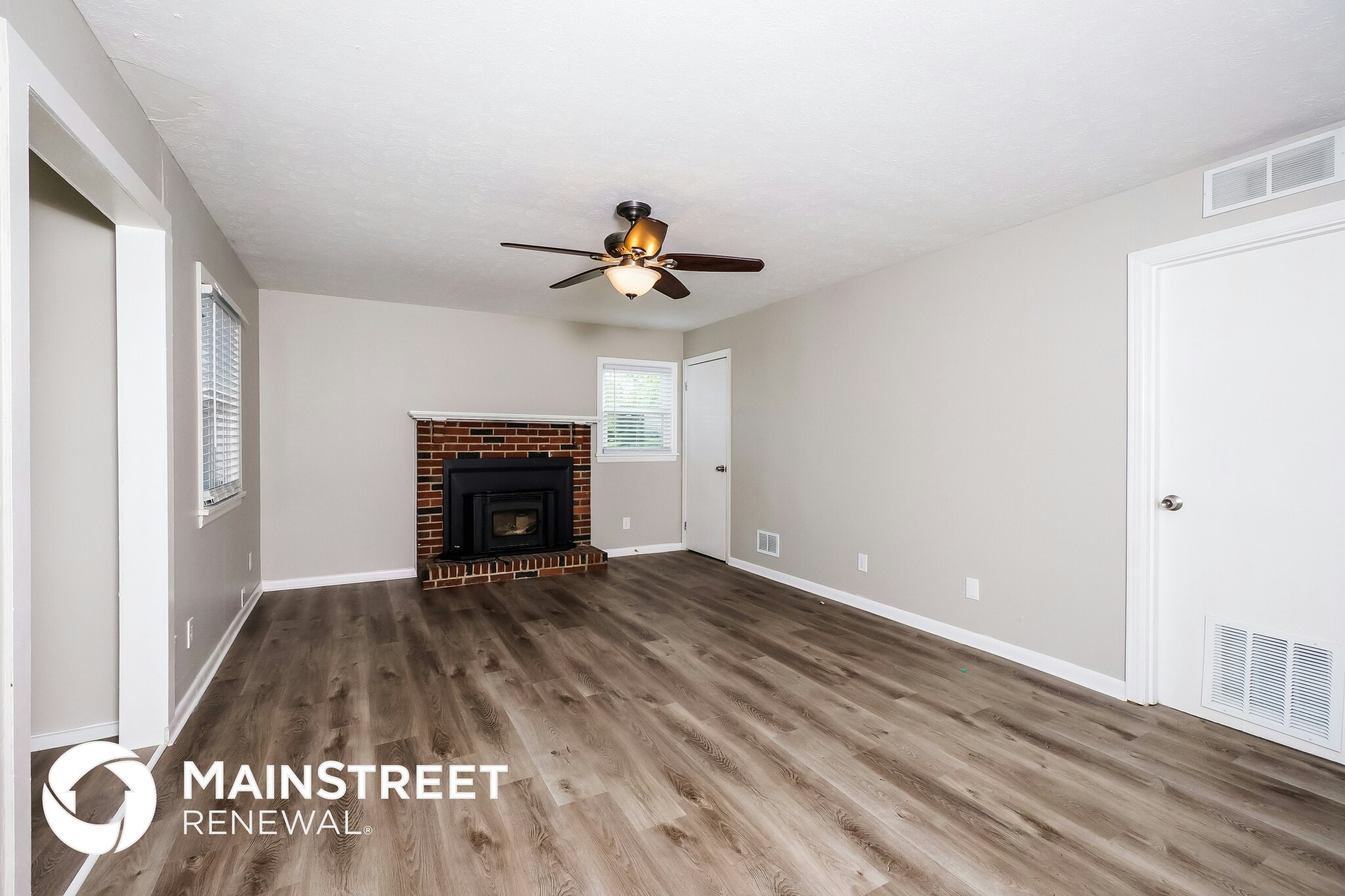 Building Photo - 9607 Walnutwood Way