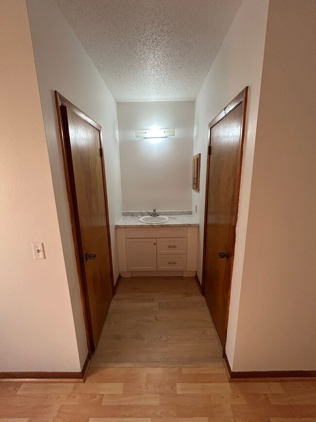 Building Photo - Northside Rental Home!