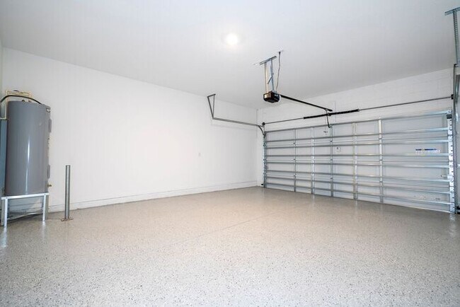 Building Photo - Modern 3-Bedroom 3.5-Bath Townhome with EV Charger, Smart Home Features, 2-Car Garage & Resort-St...
