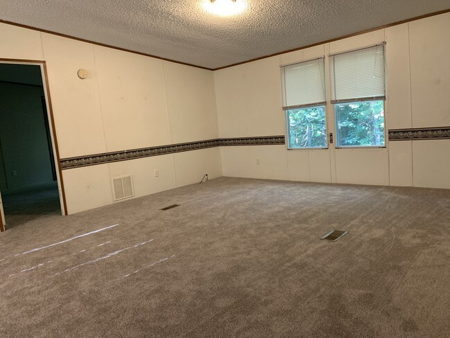 Building Photo - 127 John Lewis Dr