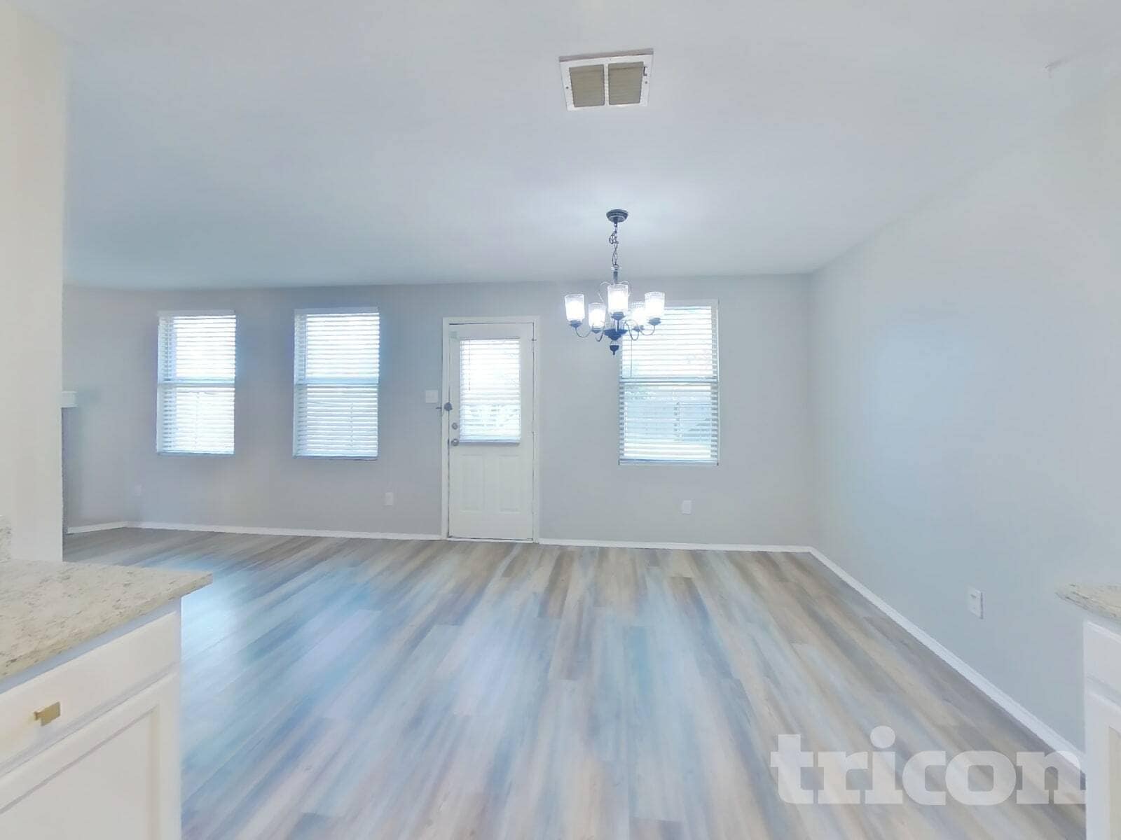 Building Photo - 1837 Wildrose Dr