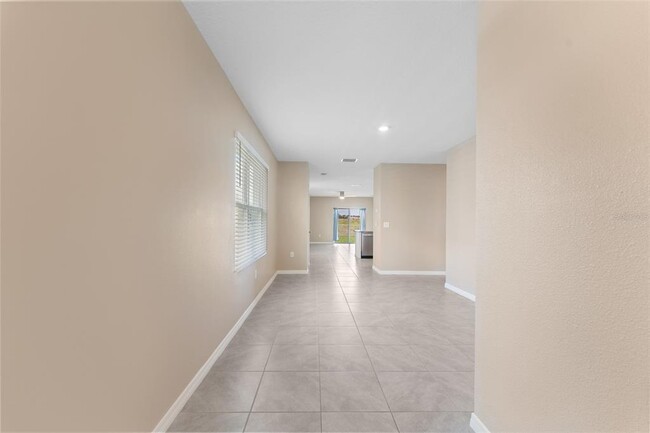 Building Photo - 17058 Oval Rum Dr