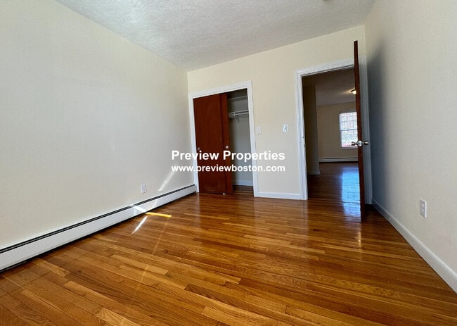 Building Photo - 160 N Beacon St