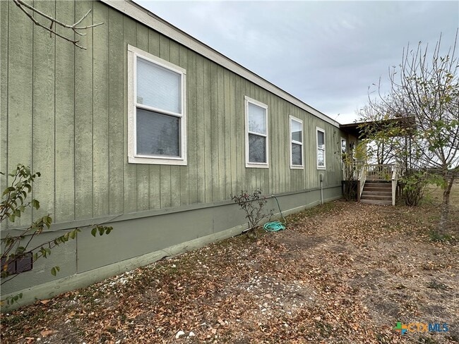 Building Photo - 532 Post Office St