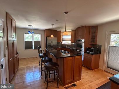 Building Photo - 770 Trenton Ave