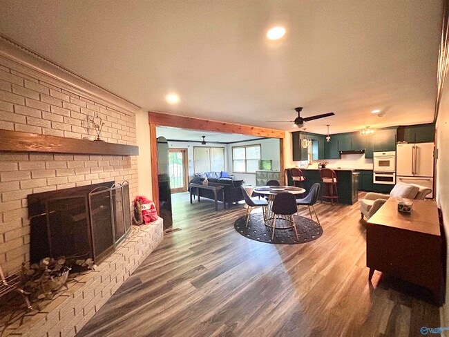 Building Photo - 7604 Teal Dr SW