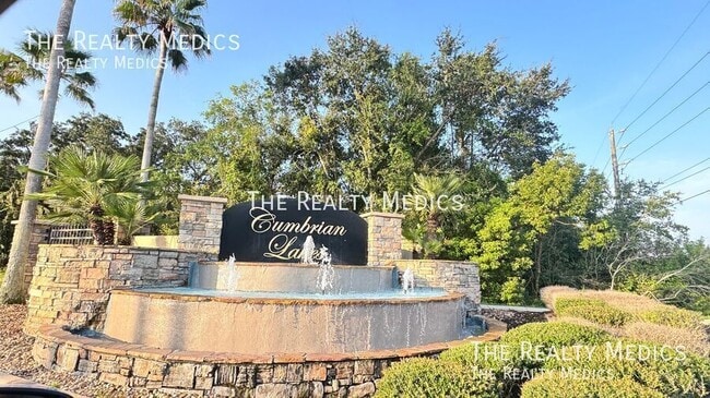 Building Photo - 4802 Cumbrian Lakes Dr