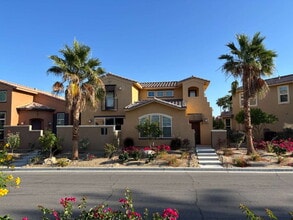 Building Photo - 3-Bedrooms with Scenic Views for Long-term Rental
Lease by August 15th and SAVE $500 of move-in c...