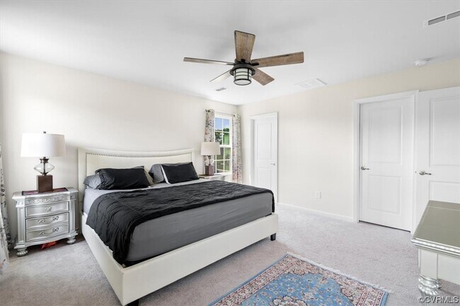 Building Photo - 13507 Enon Oaks Pl