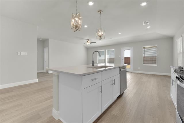 Building Photo - 830 Wisteria Ln