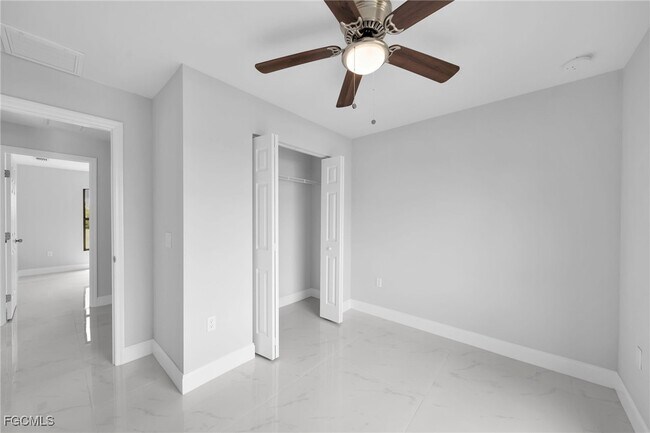 Building Photo - 1829 NW 7th Pl