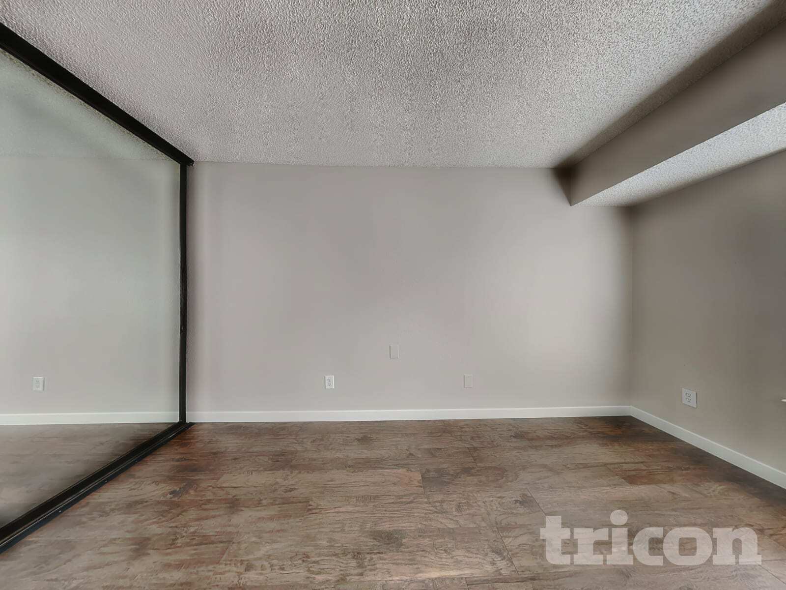 Building Photo - 607 Placer Ln