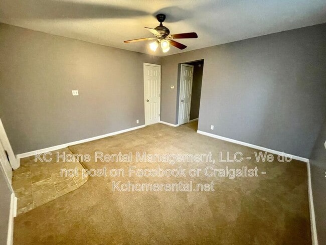 Building Photo - 1108 W 41st Terrace