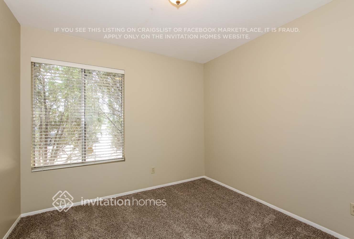 Building Photo - 9623 N 71st Ave