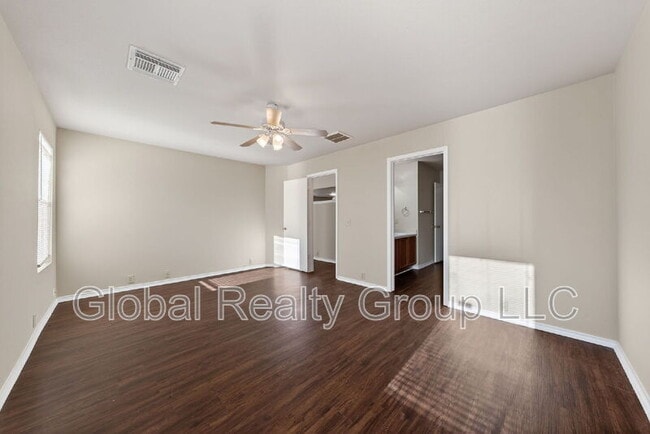 Building Photo - 4951 Orchid Star