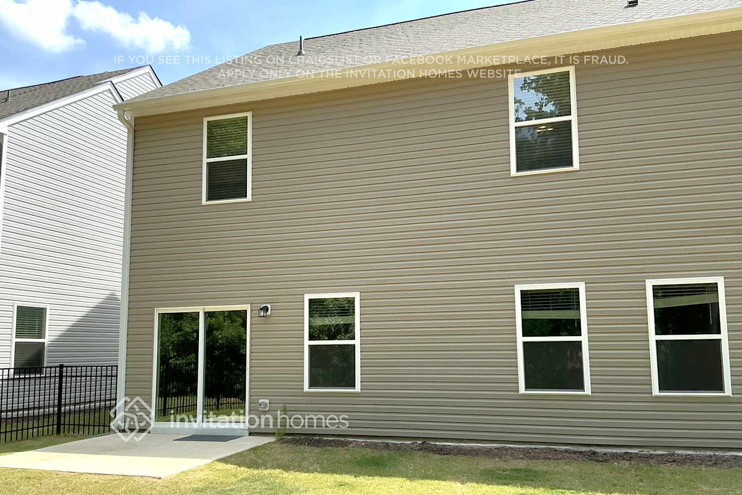 Building Photo - 501 Azalea Gaze Dr