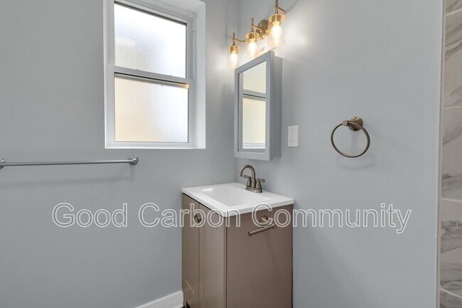 Building Photo - 7 E Depew Ave