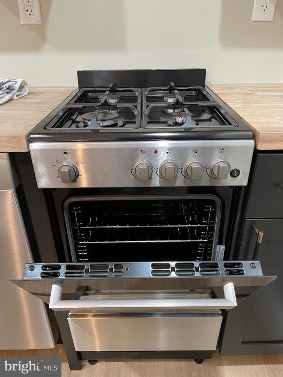 Building Photo - 620 3rd St SW