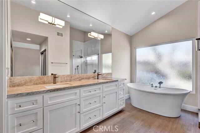 Building Photo - 9809 Red River Cir