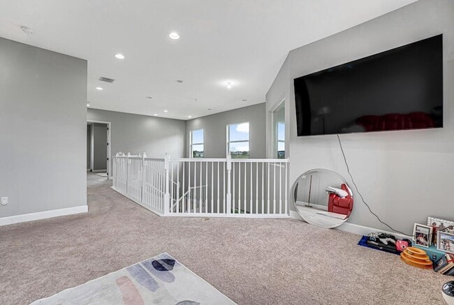 Building Photo - 5482 Macoon Wy