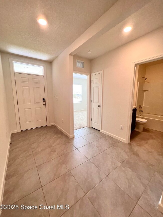 Building Photo - 4631 Talbot Blvd