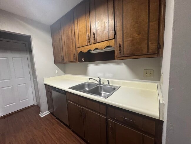Building Photo - 1445 Willow Bend Way