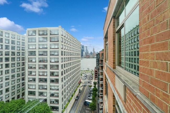 Building Photo - 1450 Washington St