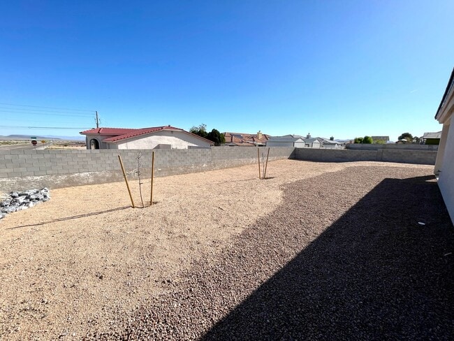 Building Photo - Beautiful 2024 Built 3 Bedroom 2 Bath Home...