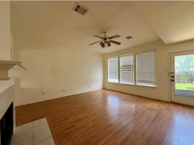 Building Photo - 2464 Deer Horn Dr