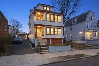 Building Photo - 195 Myrtle Ave