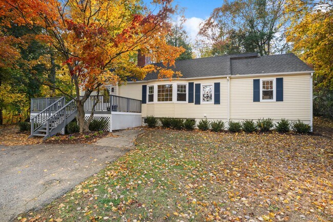 Building Photo - 27 Winding Ln