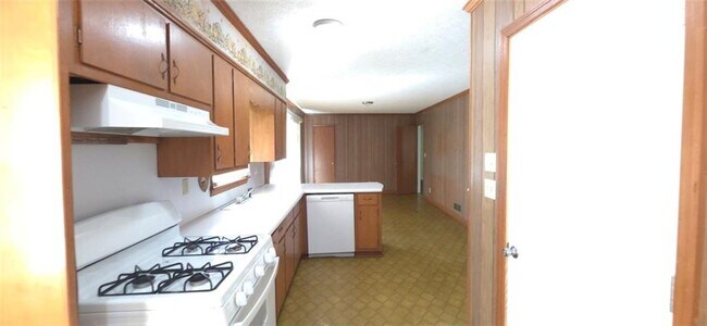 Building Photo - 1382 Mary Dale Dr SW